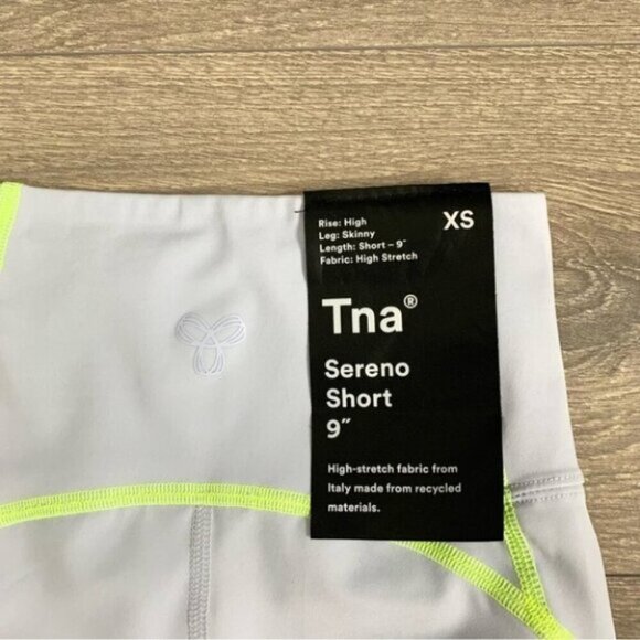 Aritzia TNA Sereno Biker Shorts High Rise Waist Pale Violet Purple Size XS - Picture 9 of 16